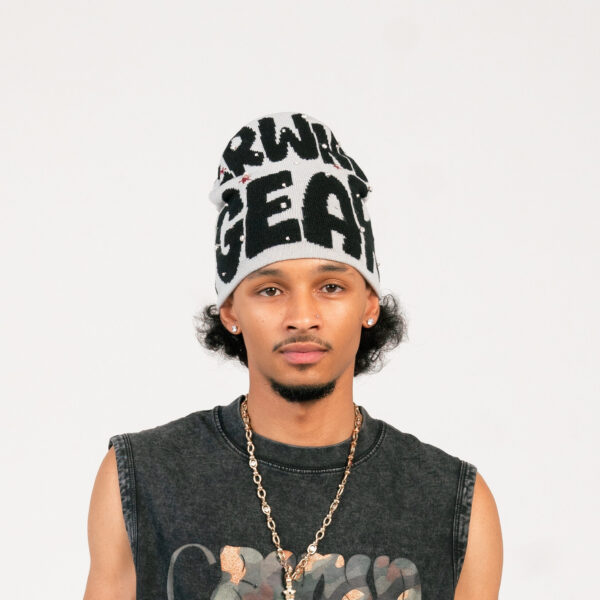 CG MONOCHROME CROWN BEANIE